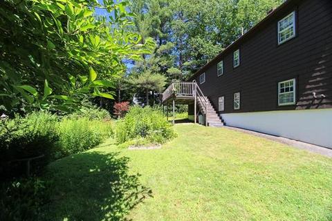 122 Hull St, Beverly, MA 01915 photo 13