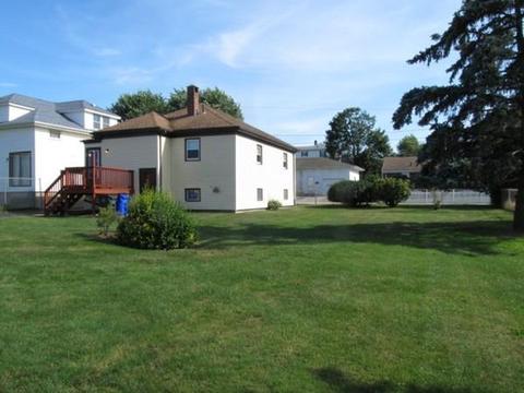 544 Penn St, Fall River, MA 02724 photo 4