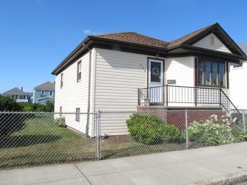 544 Penn St, Fall River, MA 02724 photo 2