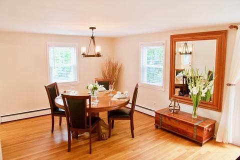 15 Elm St, Upton, MA 01568 photo 4