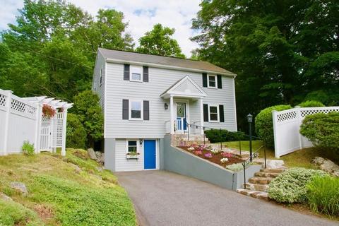 15 Elm St, Upton, MA 01568 photo 1