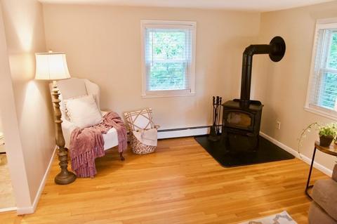 15 Elm St, Upton, MA 01568 photo 7