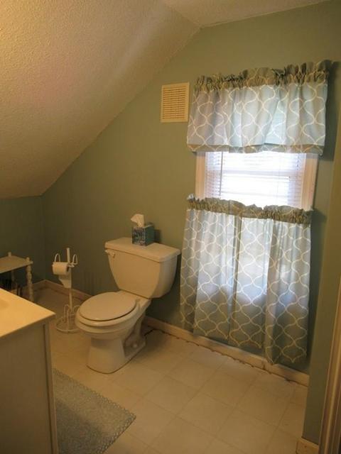71 Manitoba St, Springfield, MA 01108 photo 29