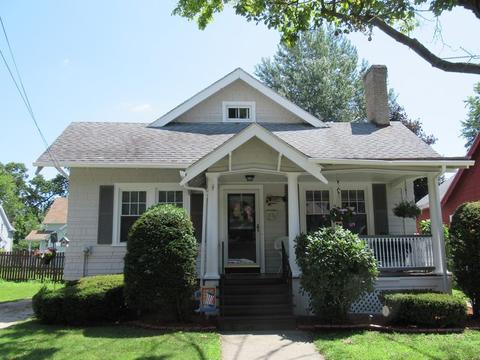 71 Manitoba St, Springfield, MA 01108 photo 1