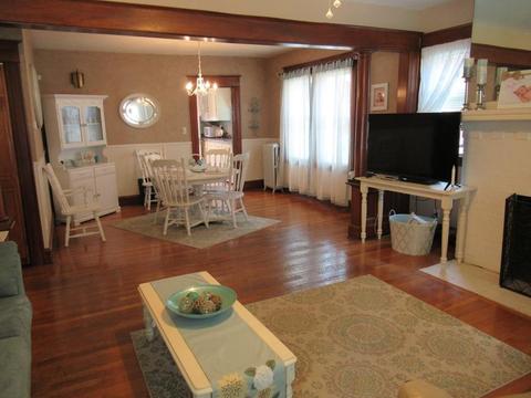71 Manitoba St, Springfield, MA 01108 photo 6