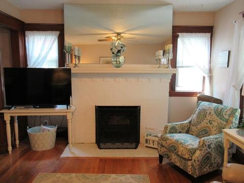 71 Manitoba St, Springfield, MA 01108 photo 10