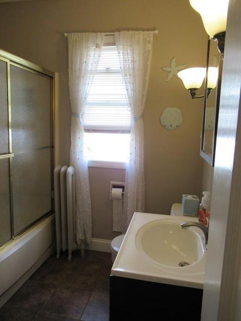 71 Manitoba St, Springfield, MA 01108 photo 22