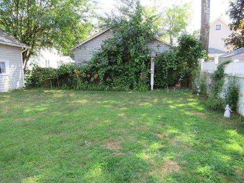 71 Manitoba St, Springfield, MA 01108 photo 35
