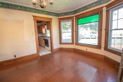 80 Grand St, Springfield, MA 01108 photo 4