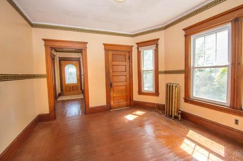 80 Grand St, Springfield, MA 01108 photo 8