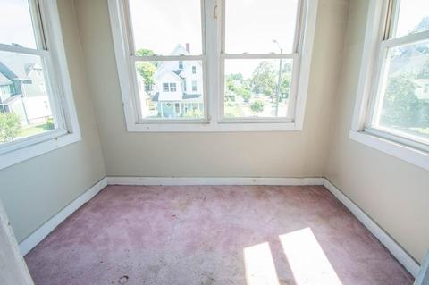 80 Grand St, Springfield, MA 01108 photo 15