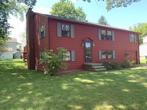 24 West, Webster, MA 01570 photo 1