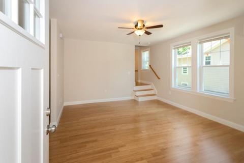 13 Berkeley St, Reading, MA 01867 photo 9