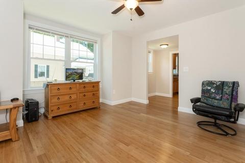 13 Berkeley St, Reading, MA 01867 photo 10