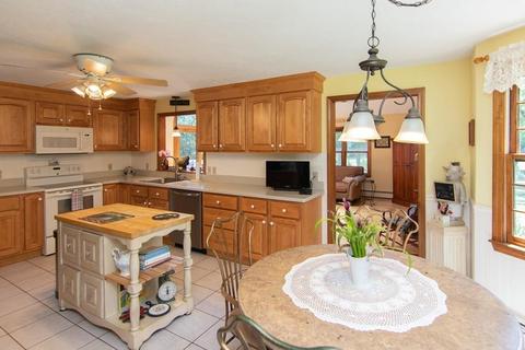241 Mendon Rd, Sutton, MA 01590 photo 8
