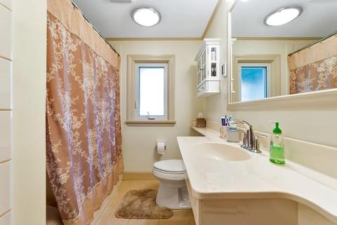 38 Kingoke Ln, Springfield, MA 01129 photo 21