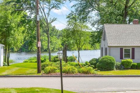 38 Kingoke Ln, Springfield, MA 01129 photo 5