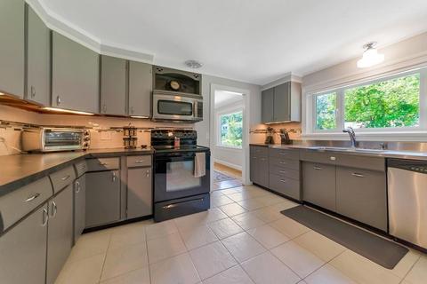 38 Kingoke Ln, Springfield, MA 01129 photo 11