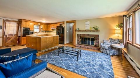 65 Putnam St, Beverly, MA 01915 photo 6