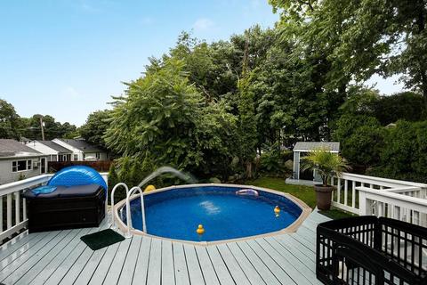 2 Hull Dr, Saugus, MA 01906 photo 29