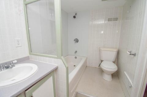 81 Amore Rd, Springfield, MA 01109 photo 17