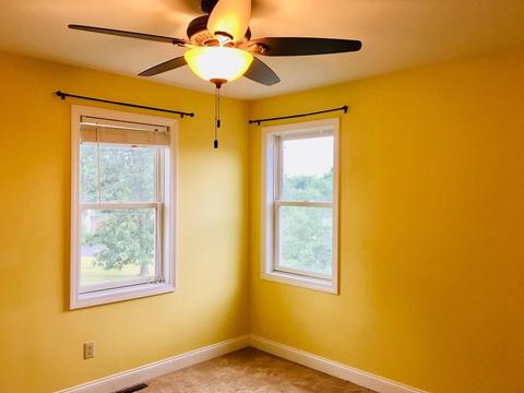 24 Arcadia Blvd, Springfield, MA 01118 photo 9