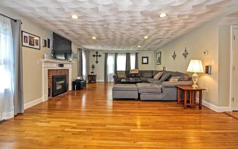 20 Endicott St, Danvers, MA 01923 photo 6