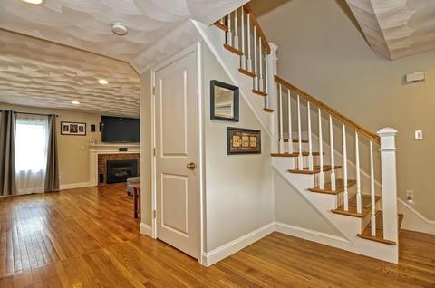 20 Endicott St, Danvers, MA 01923 photo 9
