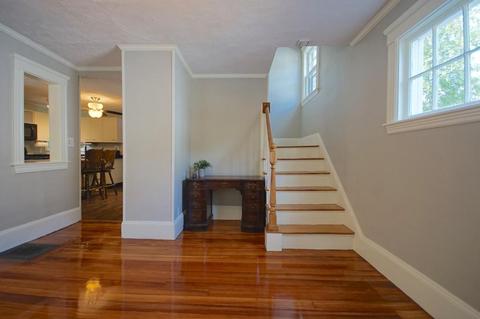 36 Pleasant St, Beverly, MA 01915 photo 4