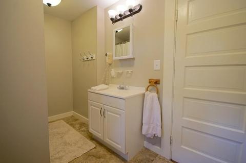 36 Pleasant St, Beverly, MA 01915 photo 23
