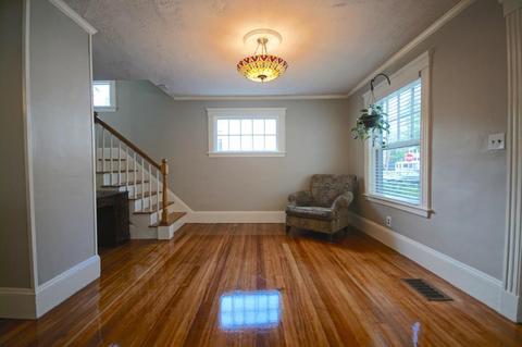 36 Pleasant St, Beverly, MA 01915 photo 6