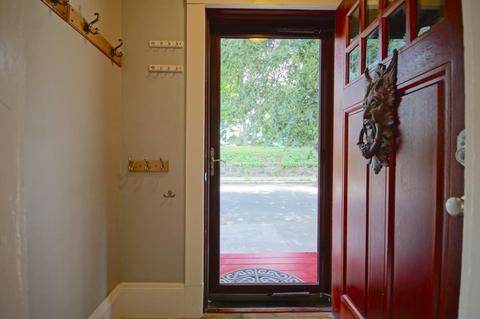 36 Pleasant St, Beverly, MA 01915 photo 3