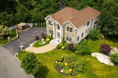 2 Cheever Ave, Saugus, MA 01906 photo 3