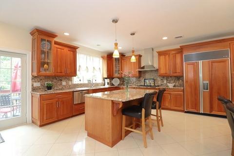 2 Cheever Ave, Saugus, MA 01906 photo 10
