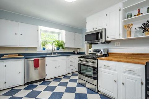 7 Garfield St, Maynard, MA 01754 photo 15