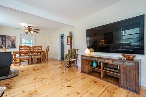 7 Garfield St, Maynard, MA 01754 photo 7