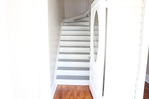19 Coolidge St, Lawrence, MA 01843 photo 4