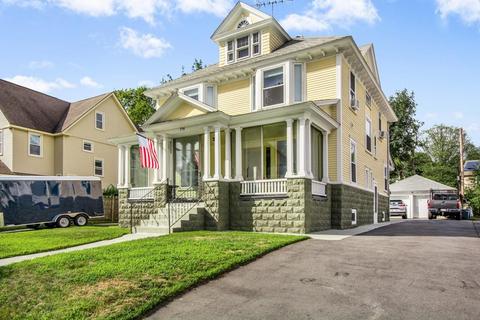 754 Pleasant St, Worcester, MA 01602 photo 2