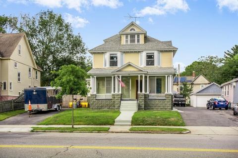 754 Pleasant St, Worcester, MA 01602 photo 3