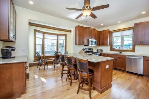 754 Pleasant St, Worcester, MA 01602 photo 12