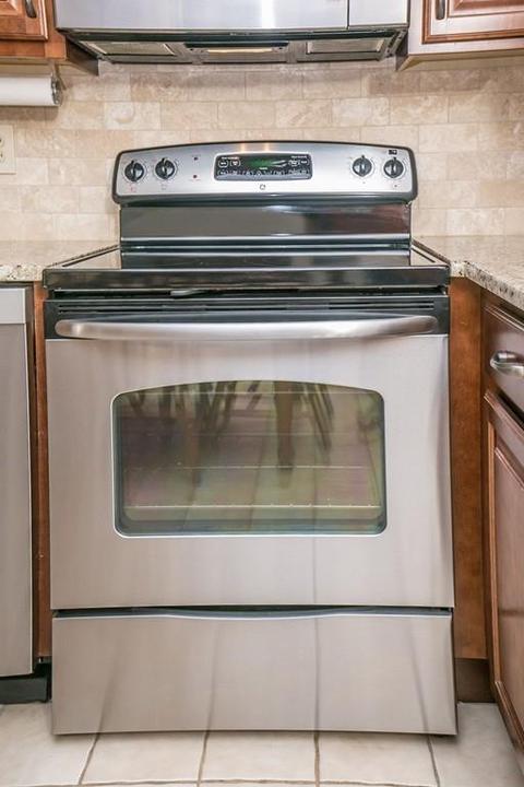 19 Carillon Cir, Easthampton, MA 01027 photo 8