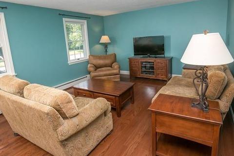 19 Carillon Cir, Easthampton, MA 01027 photo 13