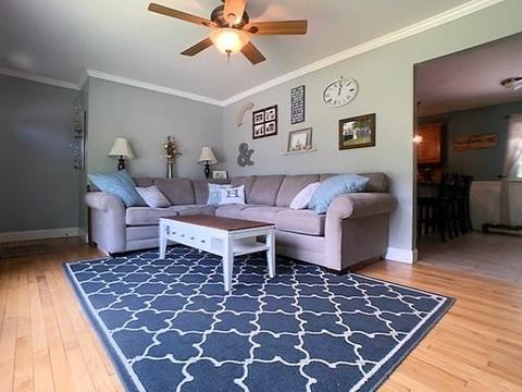 46 Walnut St, Mansfield, MA 02048 photo 6