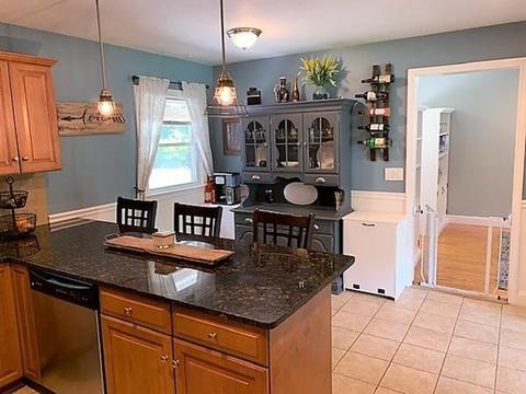 46 Walnut St, Mansfield, MA 02048 photo 11