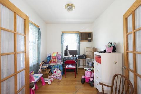 15 Fuller St, Everett, MA 02149 photo 8