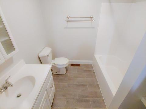 1556 N Main St #2, Fall River, MA 02720 photo 6