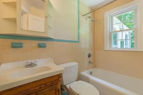 29 Cheney St, Needham, MA 02494 photo 7