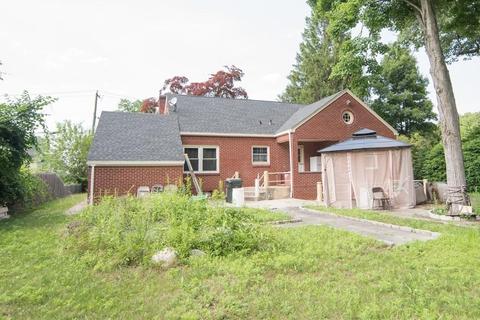 85 Goodwin St, Springfield, MA 01151 photo 3