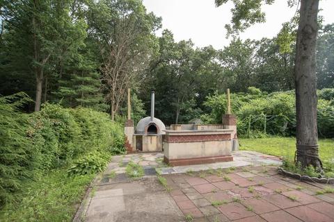 85 Goodwin St, Springfield, MA 01151 photo 32