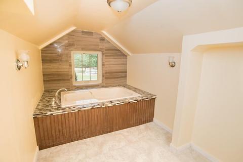 85 Goodwin St, Springfield, MA 01151 photo 26
